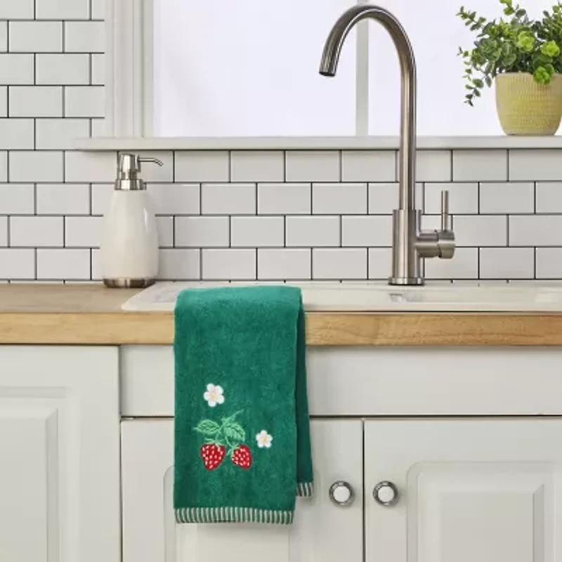 Saturday Knight Strawberry Vine 2-pc. Hand Towel
