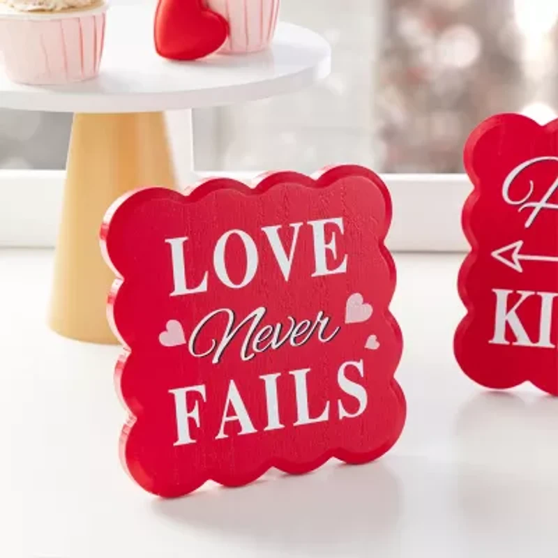 Glitzhome 6" Wooden Valentines Day Tabletop Decor