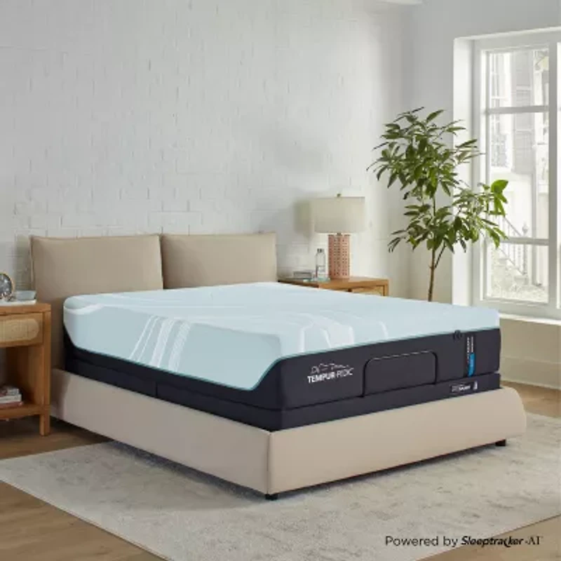 TEMPUR-Pedic LuxeAdapt 13" Soft Tight Top – Mattress Only