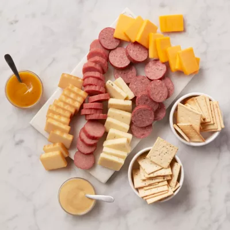 Hickory Farms Signature Flavors Gift Basket Set