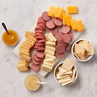 Hickory Farms Signature Flavors Gift Basket Set