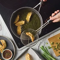 Circulon 9.5-Inch (3.2-Qt) Infinity Pan with Scratch Defense Nonstick Lid and Tool Holder, Platinum