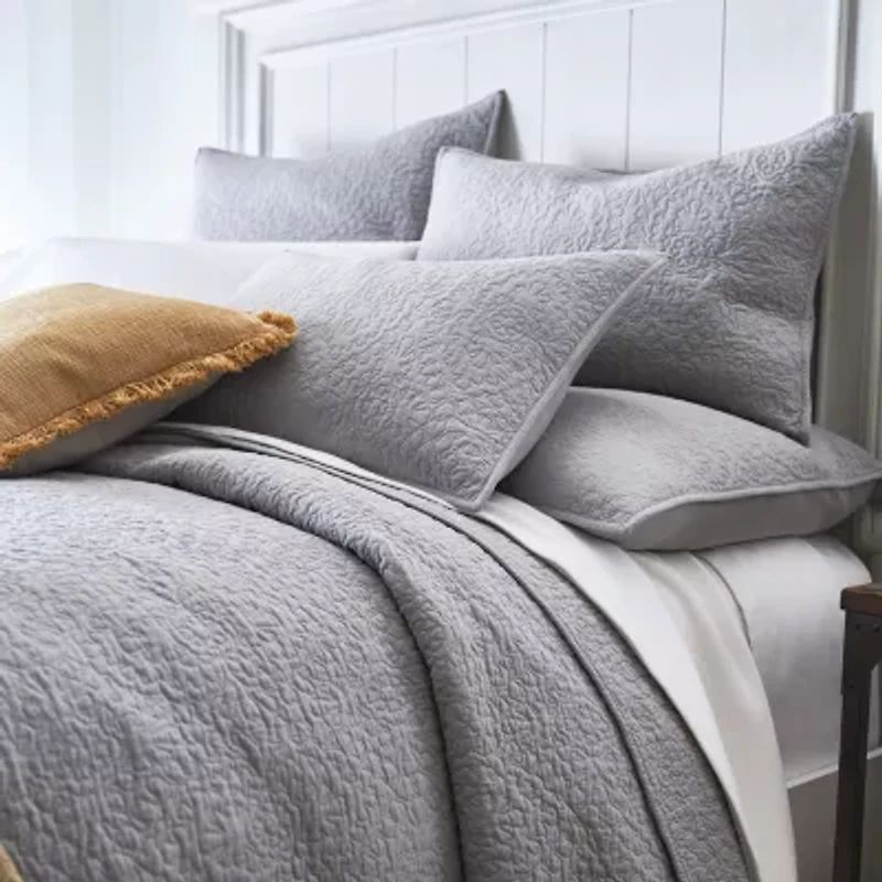 Linden Street Addison Quilt