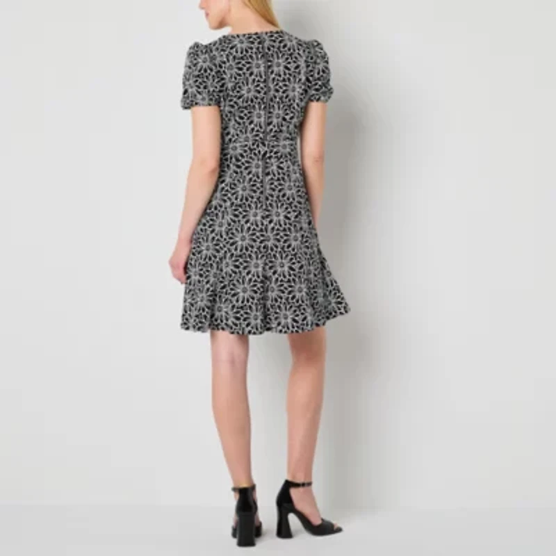 Ronni Nicole Womens Short Sleeve Floral Fit + Flare Dress