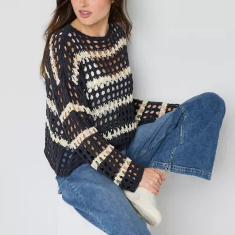Arizona Juniors Womens Crew Neck Long Sleeve Striped Pullover Sweater