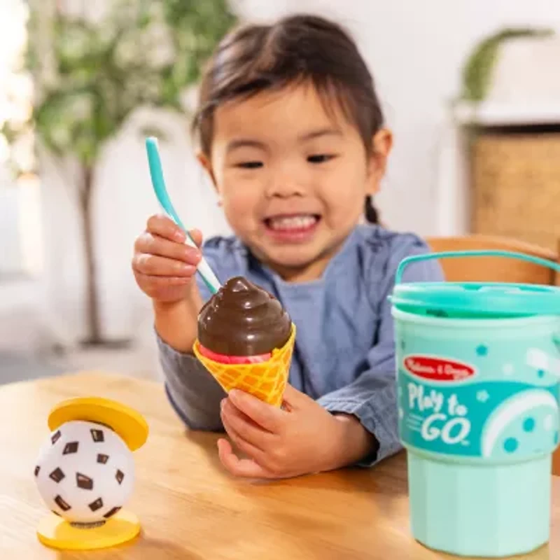 Melissa & Doug Play To Go Ice Cream Play Set