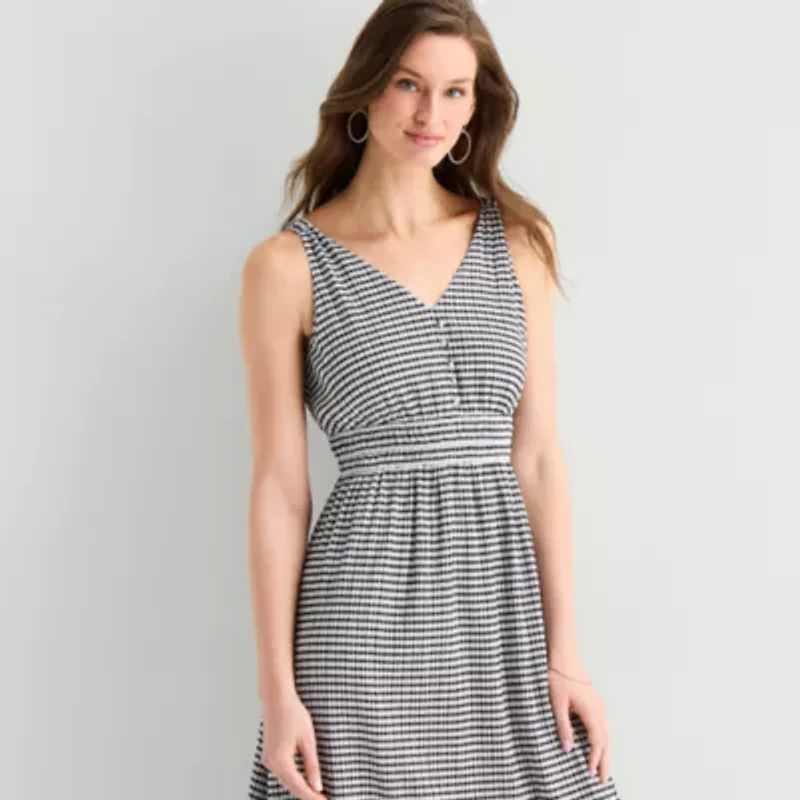 52seven Womens Sleeveless Gingham Maxi Dress