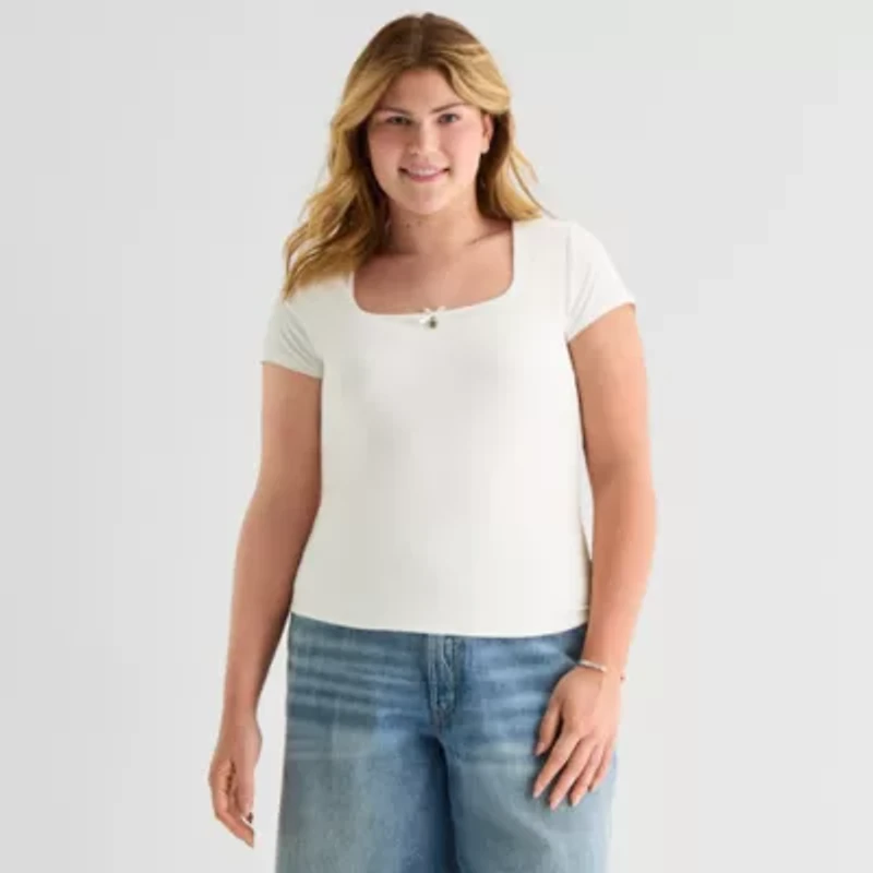 Forever 21 Womens Juniors Plus Square Neck Short Sleeve Graphic T-Shirt