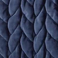 Liz Claiborne Chunky Chevron Throw