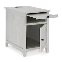 Signature Design By Ashley Treytown Chairside Table