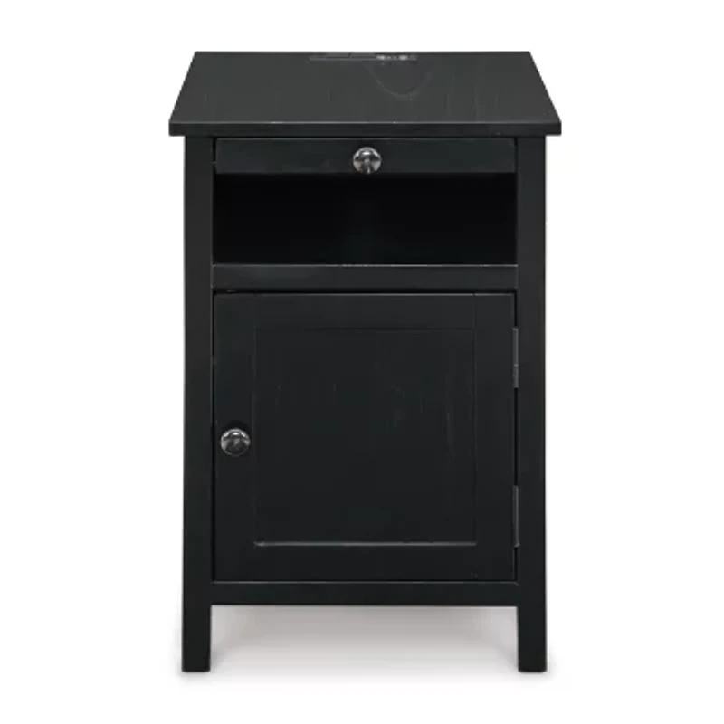 Signature Design By Ashley Treytown Chairside Table