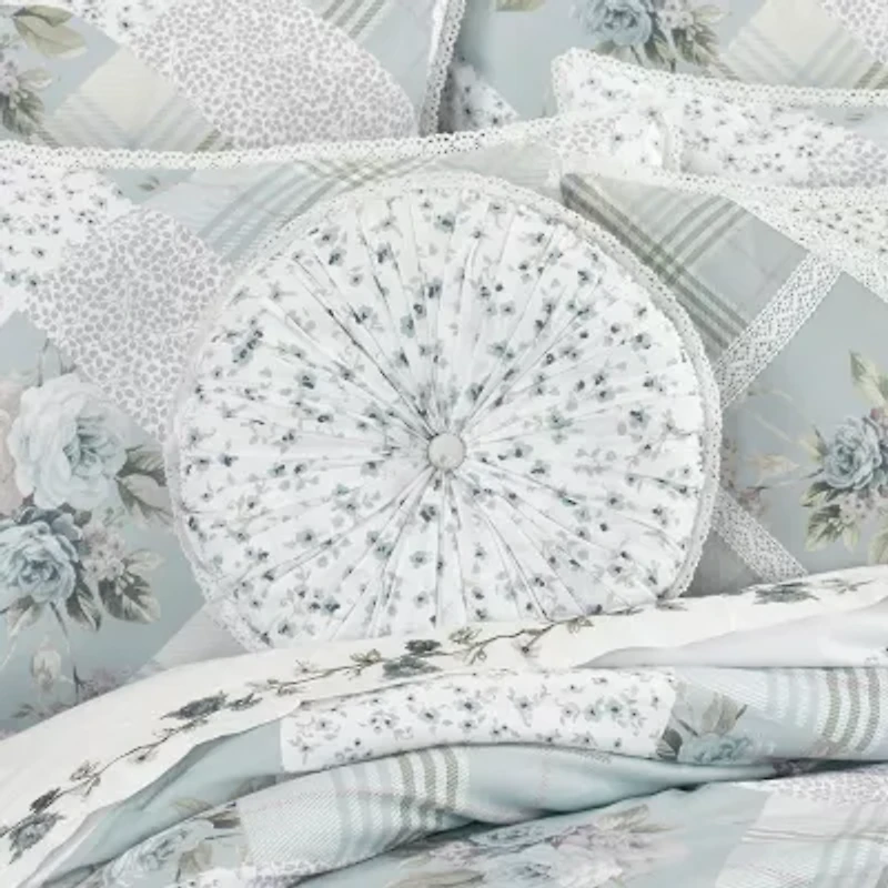 Royal Court Bungalow Spa Round Throw Pillow
