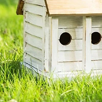 Glitzhome 14.25in Distressed Solid Wood Bird House