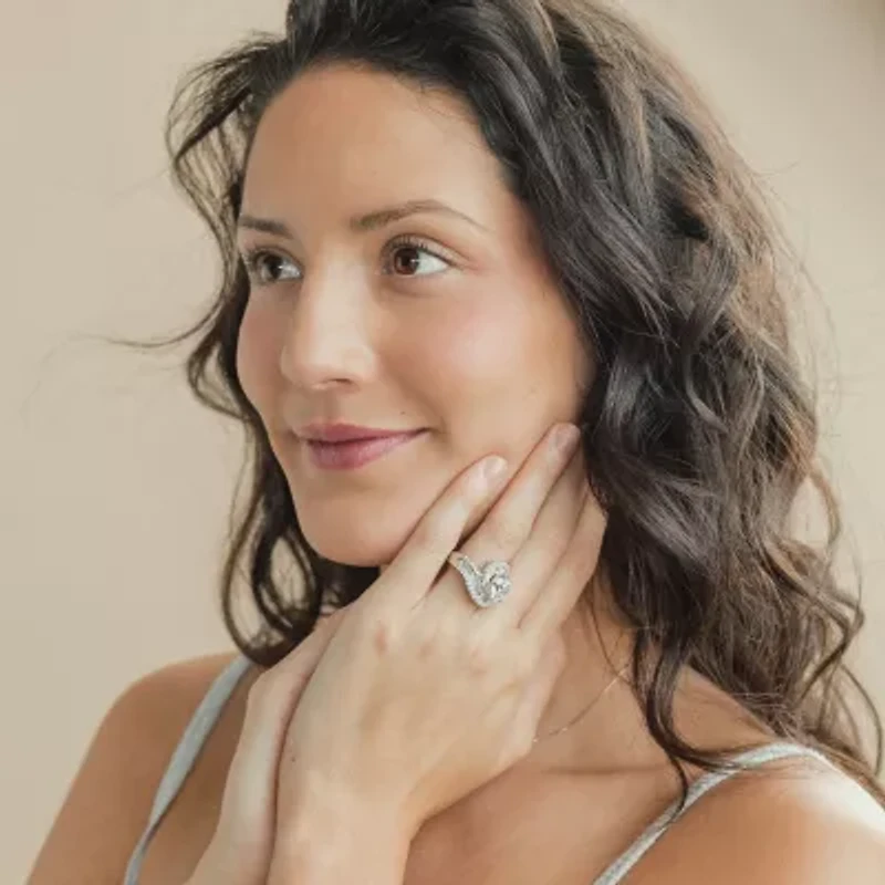 (F / Vs2) Womens 5 CT. T.W. Lab Grown White Diamond 10K Gold Halo Side Stone Cocktail Ring