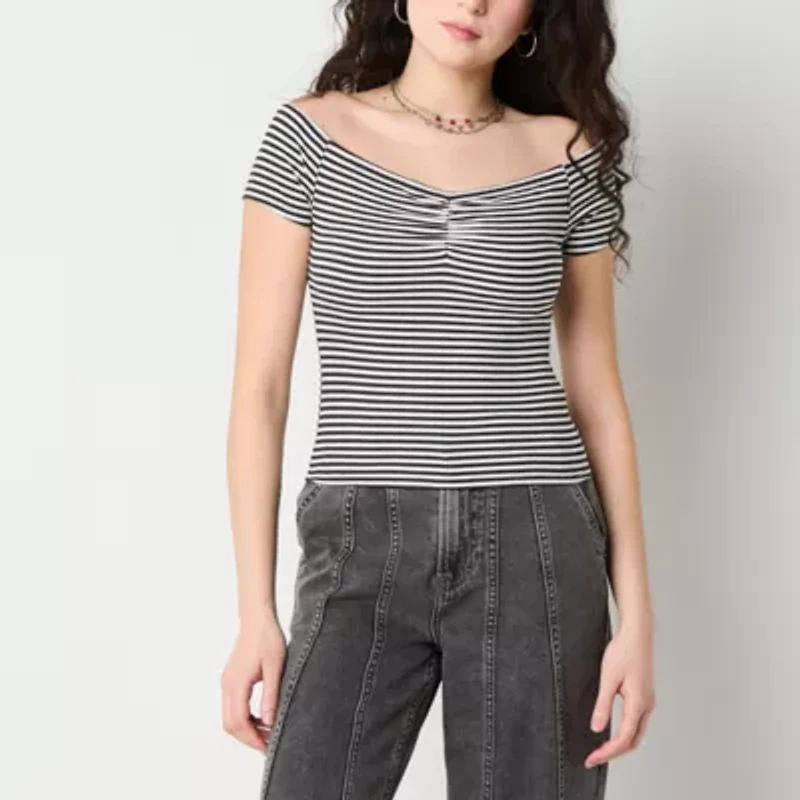 Arizona Off The Shoulder Womens Juniors Short Sleeve T-Shirt