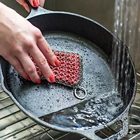 Lodge Cookware Red Chainmail Scrubbing Pad