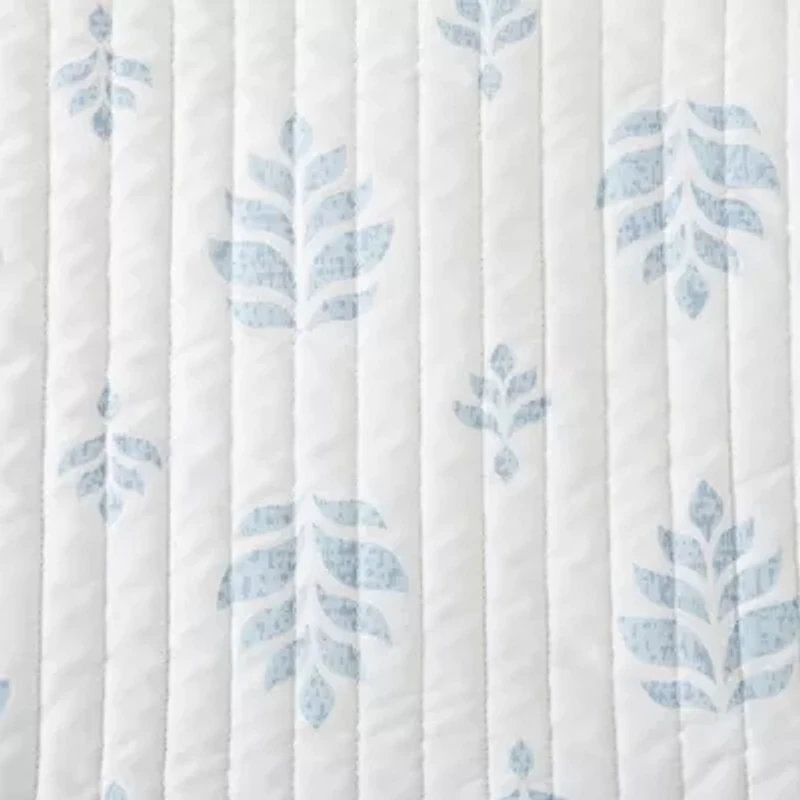 Linery Intricate French Floral Reversible Quilt Set