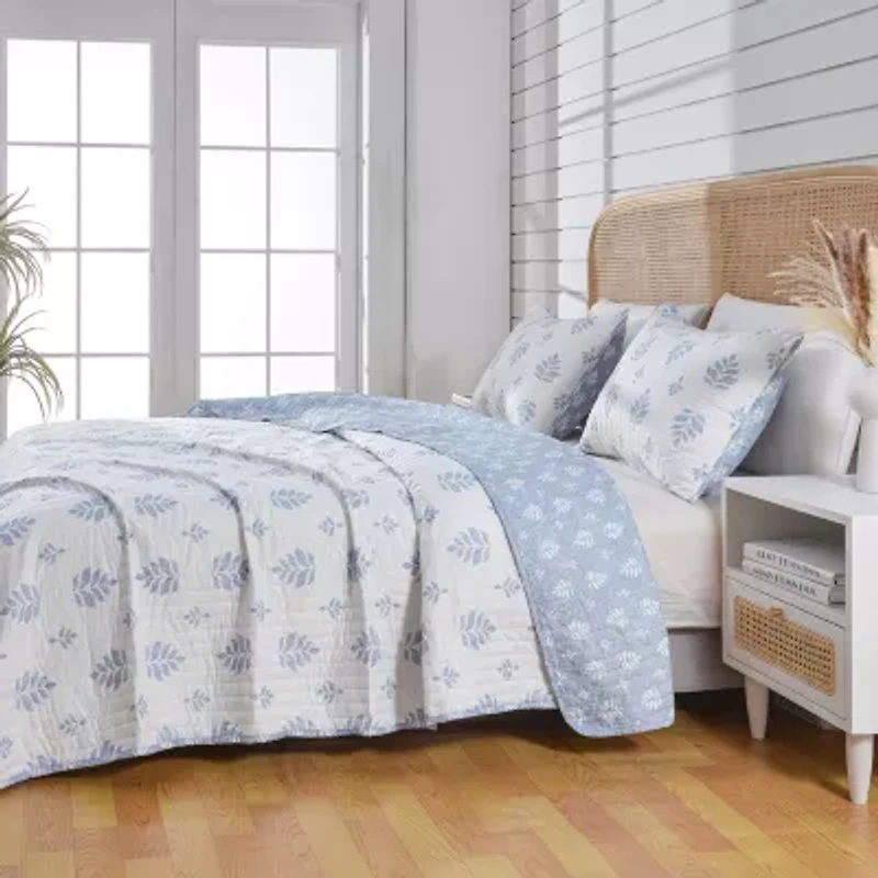 Linery Intricate French Floral Reversible Quilt Set