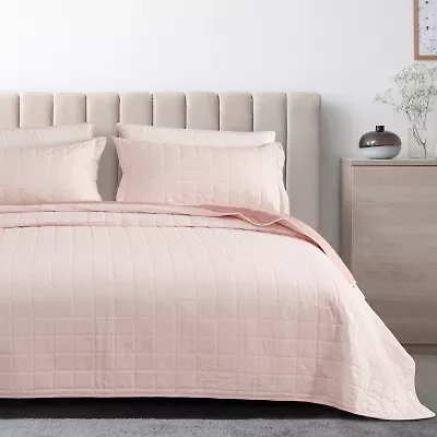 Linery Two-Tone Reversible Quilt Set