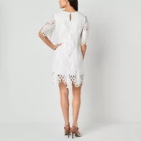 52seven Womens Short Sleeve Lace Shift Dress