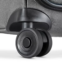 Ricardo Beverly Hills Malibu Bay 3.0 29"  Lightweight Softside Luggage