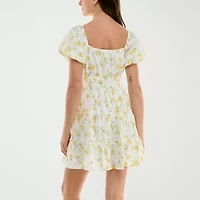 Trixxi Womens Short Sleeve Floral Juniors Fit + Flare Dress
