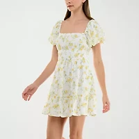 Trixxi Womens Short Sleeve Floral Juniors Fit + Flare Dress