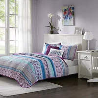 Intelligent Design Adley Reversible Quilt Set With Throw Pillows