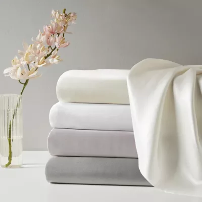 Madison Park Single Silk Pillowcase