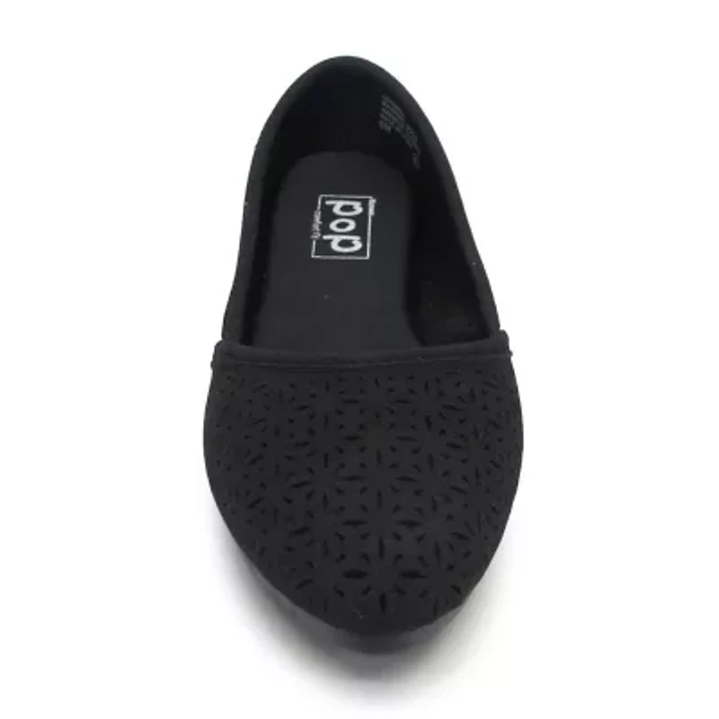 Pop Gerinina Womens Almond Closed Toe Ballet Flats