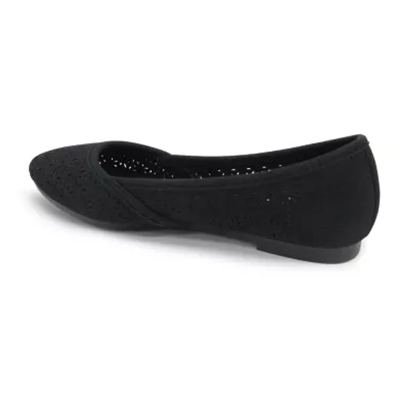 Pop Gerinina Womens Almond Closed Toe Ballet Flats
