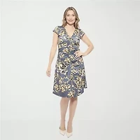 24seven Comfort Apparel Womens Short Sleeve Floral Wrap Dress