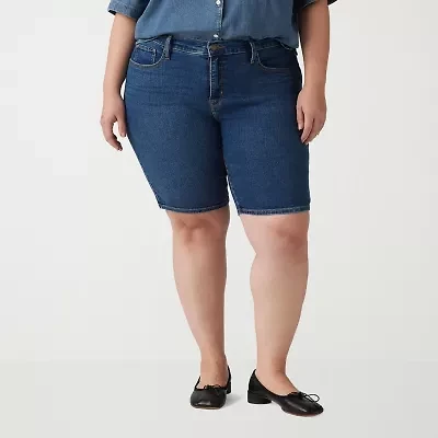 Levi's® Women's Plus Shaping Mid Rise Bermuda Short