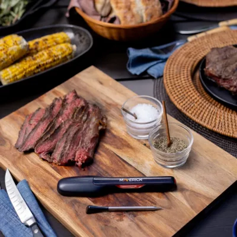 MAVERICK® Easy Read Thermometers