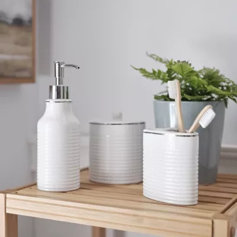 Fieldcrest Ceramic Soap Dish
