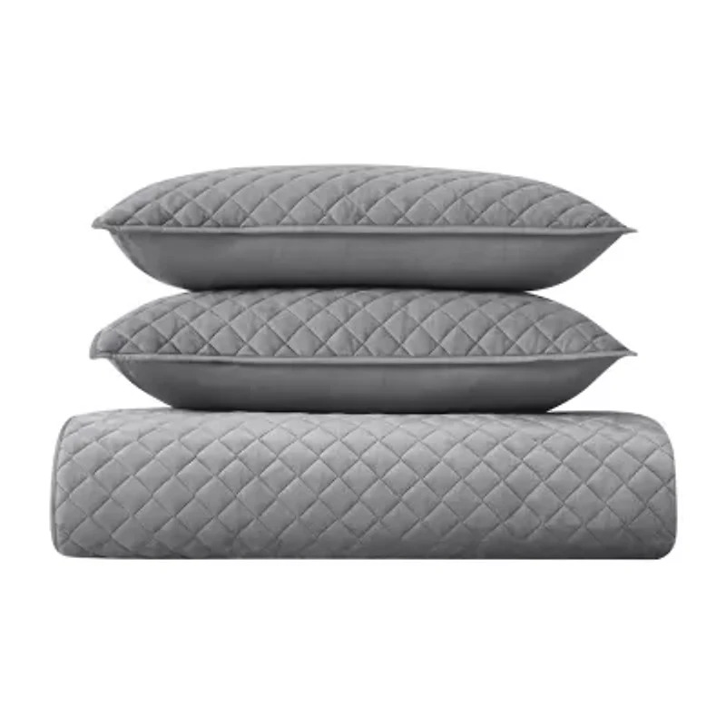 Royal Velvet Diamond Quilt Set