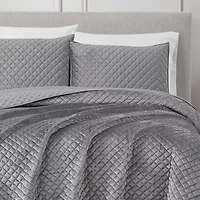 Royal Velvet Diamond Quilt Set