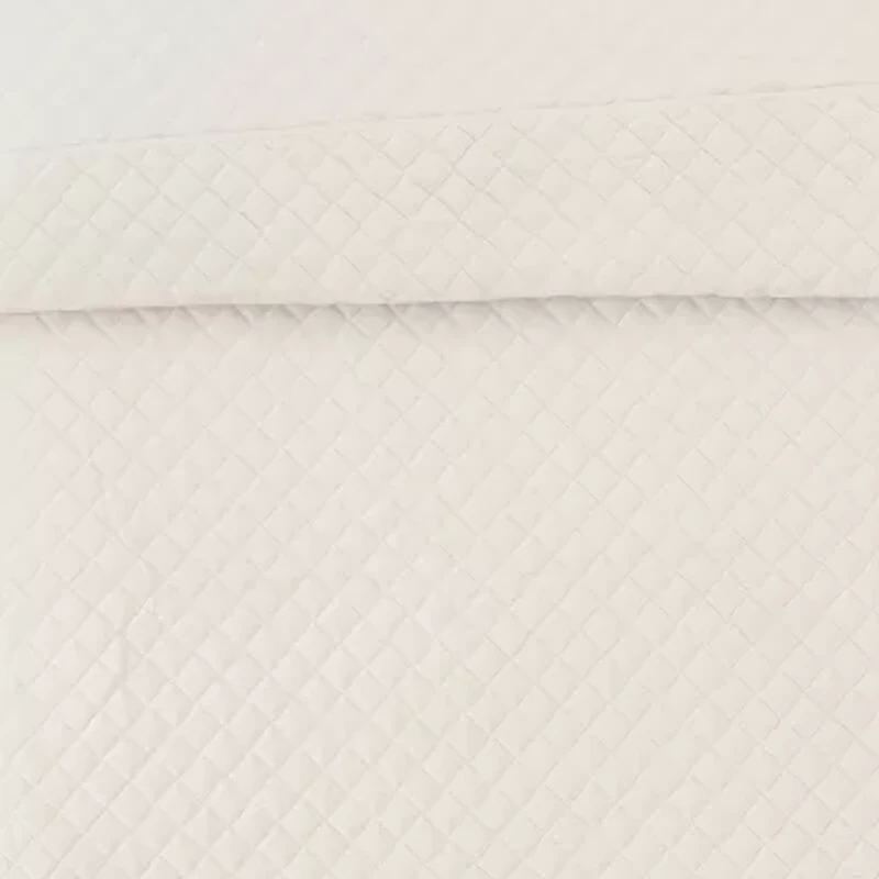 Royal Velvet Diamond Quilt Set