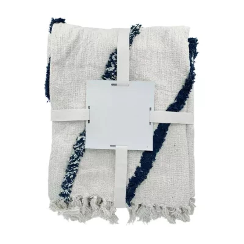 LR Home Logan Diamond Washable Throw