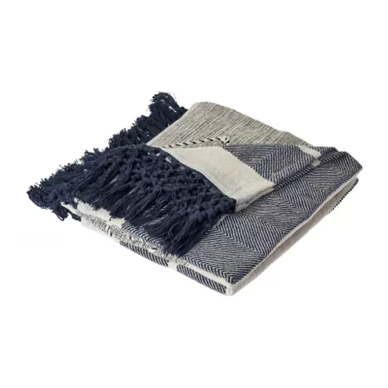 LR Home Isaiah Diamond Washable Throw