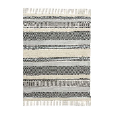 LR Home Eli Farmhouse Washable Throw