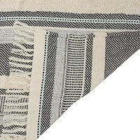 LR Home Eli Farmhouse Washable Throw