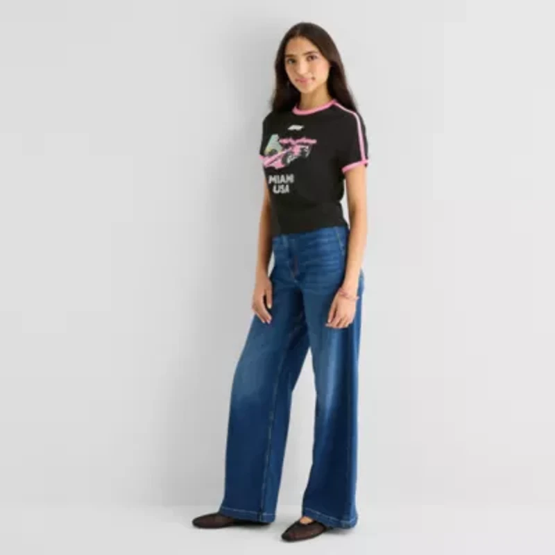 Formula 1 Baby Tee Womens Juniors Crew Neck Short Sleeve Graphic T-Shirt