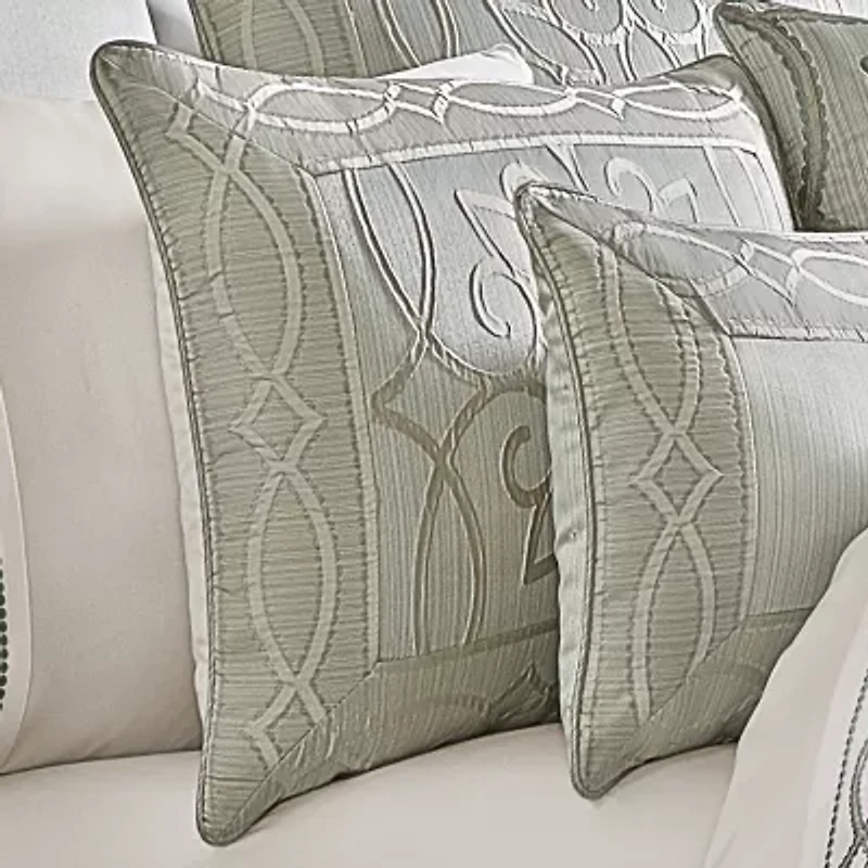 Five Queens Court Nouveau 4-pc. Geometric Comforter Set