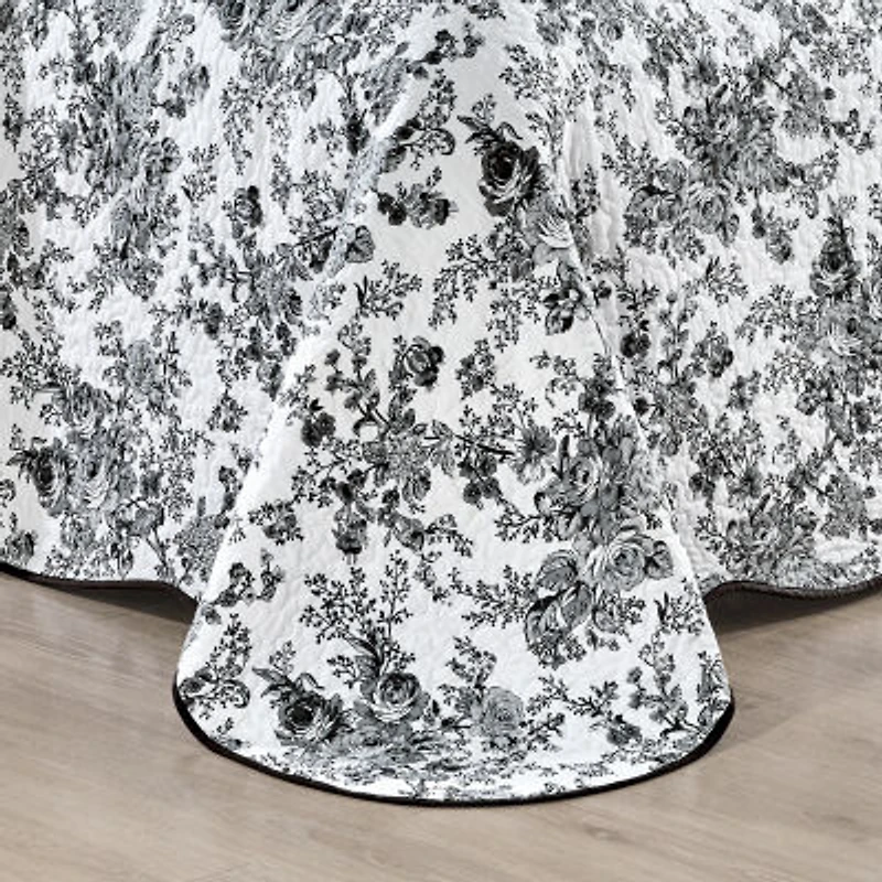 Laurel Manor Toile Garden Cotton Bedspread