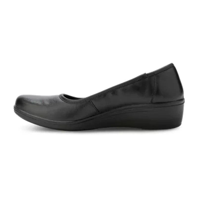 Eastland Belinda Womens Round Closed Toe Slip-On Shoe
