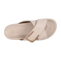 GC Shoes Womens Weekend Minimal Hardware Criss Cross Strap Flat Sandals