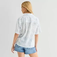 Arizona Womens Juniors Short Sleeve Regular Fit Button-Down Shirt