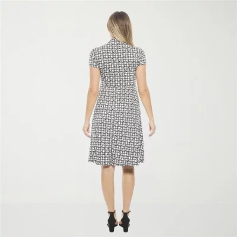 24seven Comfort Apparel Womens Short Sleeve Geometric Wrap Dress