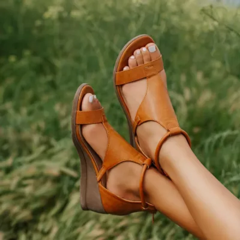 Journee Collection Womens Trayle Wedge Sandals